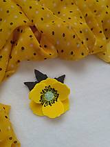 Brošne - Žltá kvetina ( brošňa ) - 15282377_