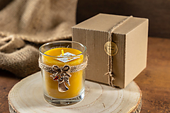 Svietidlá a sviečky - Exkluzívna valcová sviečka s anjelikom v krabičke - 15281487_