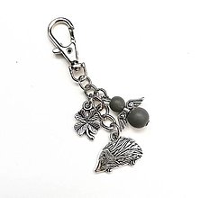 Kľúčenky - Kľúčenka "ježko" s anjelikom (šedá) - 15290540_