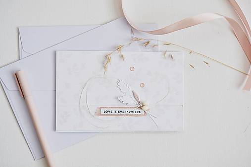 Papiernictvo - Gratulačný pozdrav - Love is everywhere - 15294851_