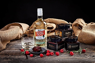 Džemy - Rozmarná malina- Malinový džem s rozmarínom a kubánskym rumom - 15299916_