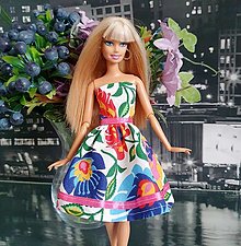 Hračky - Kvetinové midi šaty pre Barbie - 15300058_