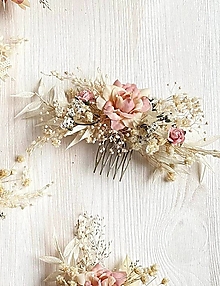 Ozdoby do vlasov - Kvetinové doplnky "šepkanie o láske (Kvetinový hrebienok) - 15302774_