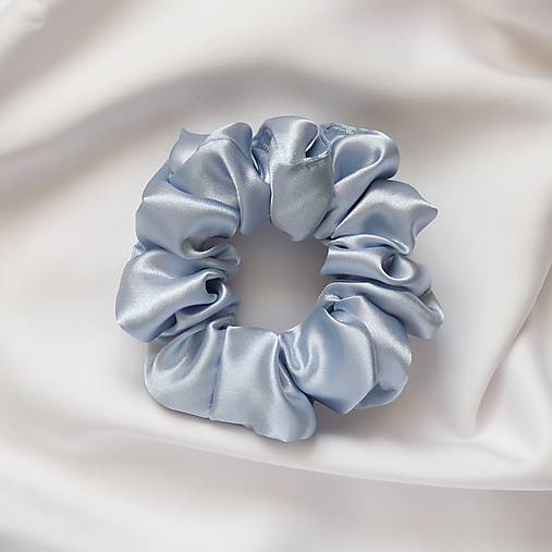  - Saténová scrunchie | CLASSIC (Bledomodrá) - 15300846_