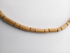 Náhrdelníky - Drevený náhrdelník z dlhých a krátkych valčekov - 15300136_