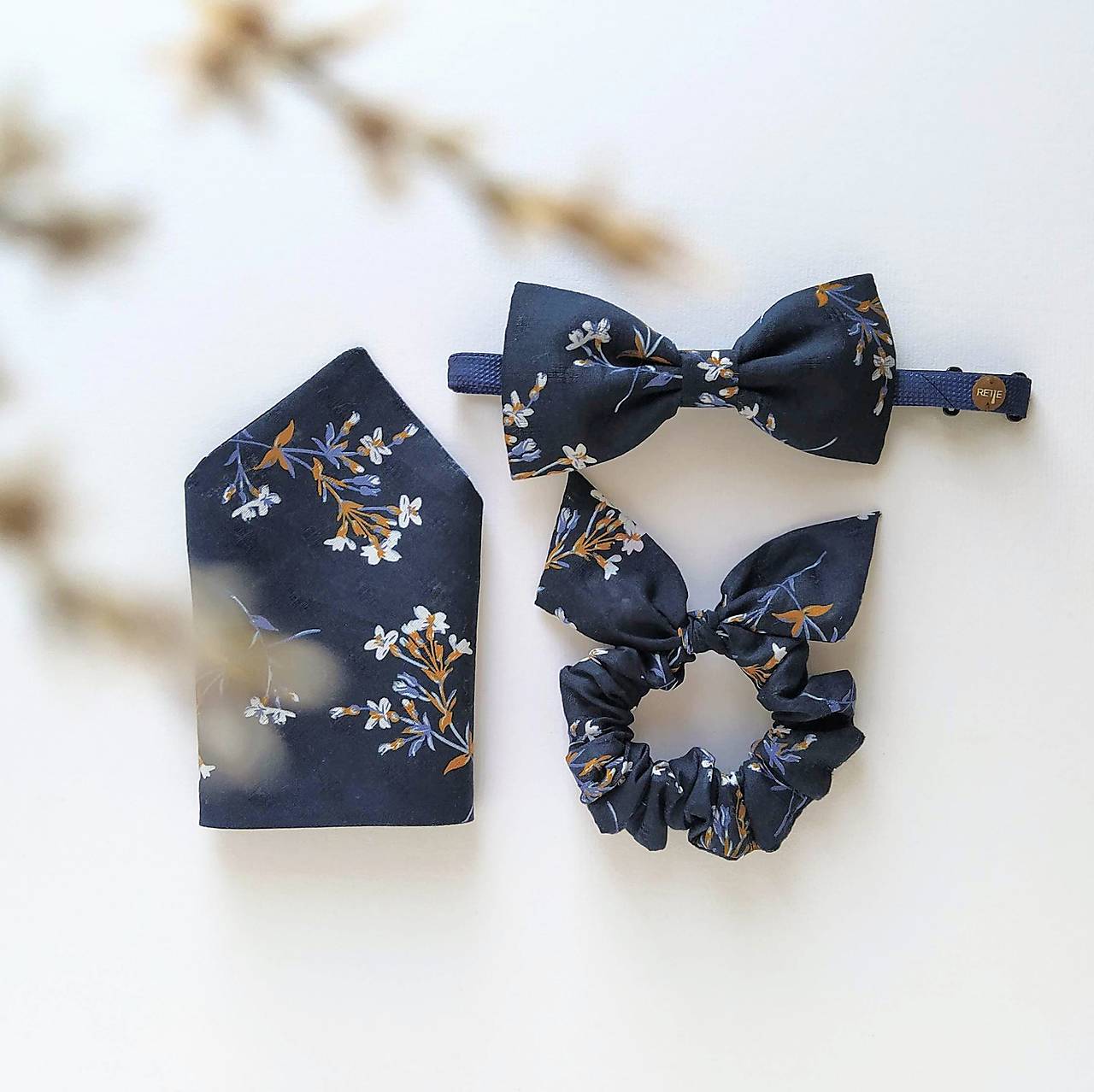 Modrý kvetinkový set