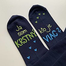 Ponožky, pančuchy, obuv - Maľované ponožky s nápisom: (“Ja som krstný/ kto je viac?” (Modré so srdiečkami)) - 15305715_