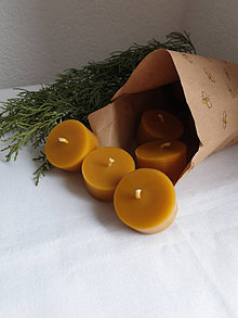 Svietidlá a sviečky - Čajové sviečky z včelieho vosku (1 ks bez svietnika) - 15311680_
