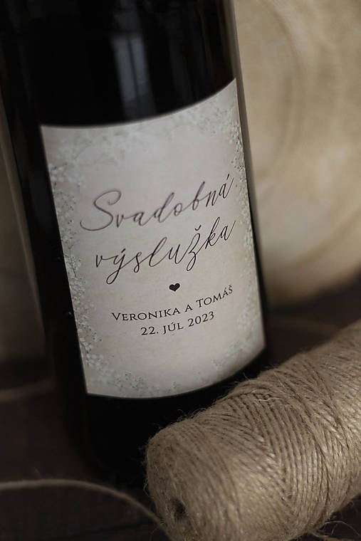 Úložné priestory & Organizácia - Svadobné etikety na fľaše/výslužku - Krémová gypsomilka (Etiketa výslužka 10,5x7,4cm) - 15314193_