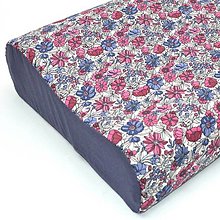Úžitkový textil - Modro fialovo ružové kvety na bielej - obliečka na anatomický vankúš - 15312399_