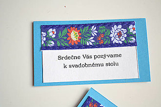 Papiernictvo - Svadobné oznámenie folklór modrý (pozvánka k svadobnému stolu 9x5 cm) - 15318715_