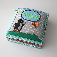 Hračky - Montessori kniha Quiet Book 7 listová, zapínanie gombík. - 15319984_