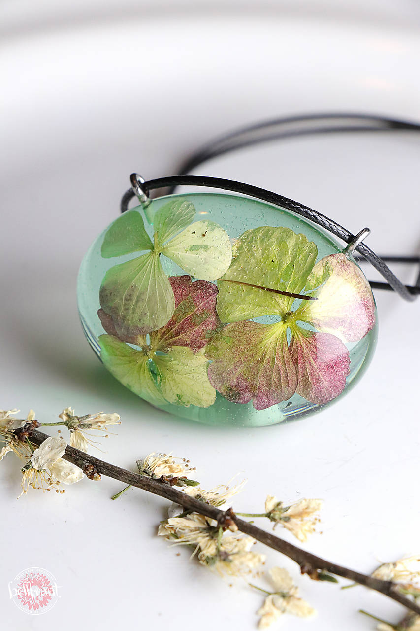 Prívesok Hortenzie v zelenom