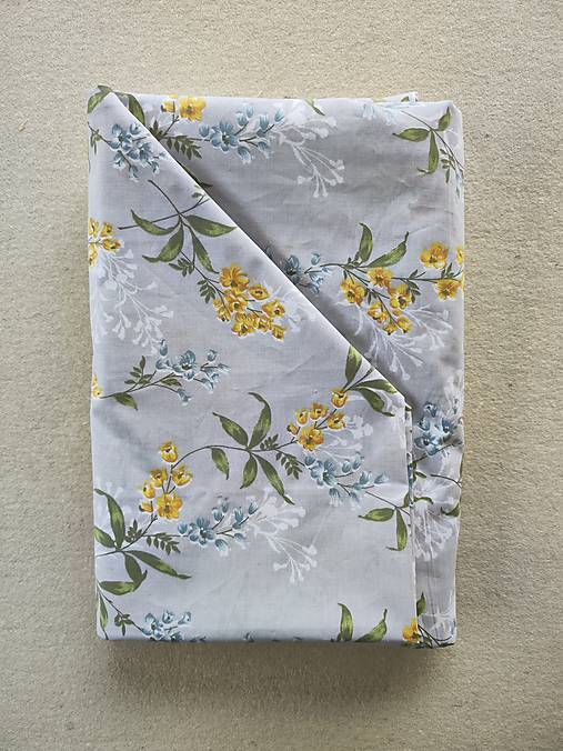 Úžitkový textil - Posteľné obliečky LUX 140 x 200/ 70 x 90 cm Kvietky žlté a Mint na šedej - 15326527_