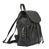 Batohy - Kožený ruksak z prírodnej hovädzej kože v čiernej farbe - 15325264_