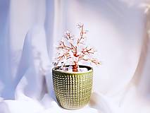 Dekorácie - Harmonizujúci stromček KRIŠTÁĽ (medený drôt, zelený kvetináč) - 15327570_