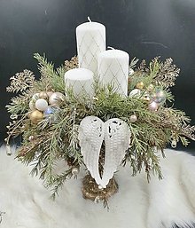 Svietidlá - Vianočný svietnik s troma sviečkami a anjelskymi krídlami - 15333059_