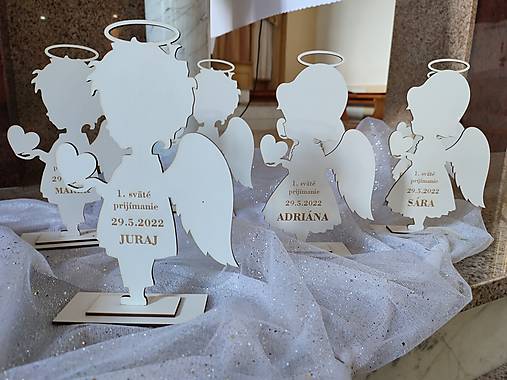 Dekorácie - Výzdoba na prvé sväté prijímanie Anjelik na prvé sväté prijímanie - 15337165_