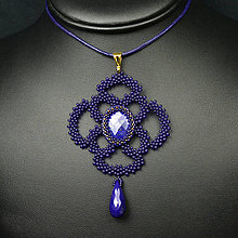 Náhrdelníky - Safaia, prelamovaný prívesok lapis lazuli, korálky, OOAK - 15338686_
