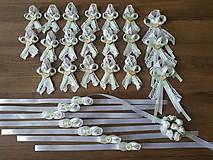 Svadobné pierka - Svadobné pierka a náramky pre družičky s čipkou aj jutovým špagátikom (rôzne ozdoby) - 15338825_