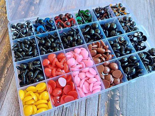 Veľký box očiek a noštekov (1040ks)