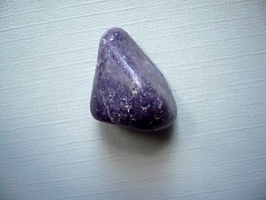 Minerály - Troml. kámen - lepidolit 24 mm, č.33 - 15349624_