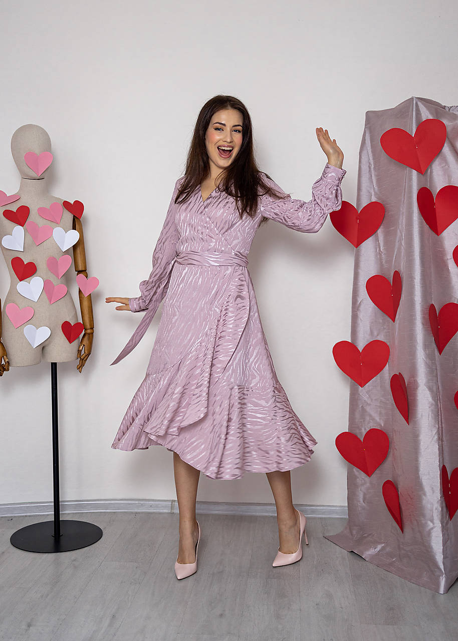 Staroružové viskózové zavinovacie šaty s volánovou sukňou 