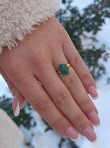 Prstene - Prsteň Smaragd z pozláteného striebra - 15352609_