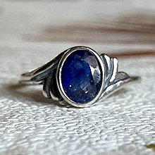 Prstene - Sapphire Antique Silver Ring AG925 / Vintage strieborný prsteň so zafírom - 15355341_