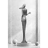 Sochy - Dievča s jablkom, cínová socha, originál, limitovaná edícia - 107 cm socha cín - 15355601_