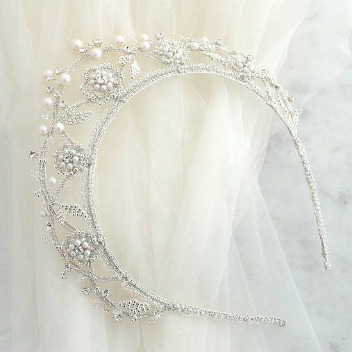 Vintage čipkovaná perlovo-krištáliková tiara