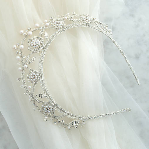 Vintage čipkovaná perlovo-krištáliková tiara