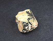 Minerály - Turmalín zelený a362 - 15356415_
