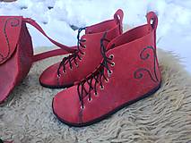 Ponožky, pančuchy, obuv - Kožené prechodné barefoot topánočky červené - 15359156_