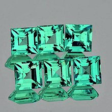 Minerály - Smaragd prirodny - 15358162_