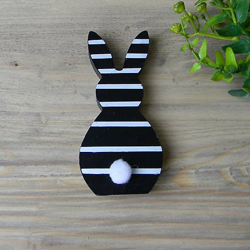 Zajačik - čierny s bielymi pruhmi - 12cm