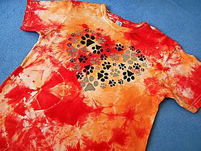 Detské oblečenie - Bílo-oranž-červené dětské tričko se stopami (9-11) 13408343 - 15358563_
