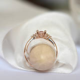 Prstene - Zásnubný prsteň s Morganitom a diamantmi - 15368750_