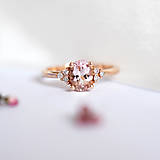 Prstene - Zásnubný prsteň s Morganitom a diamantmi - 15368751_