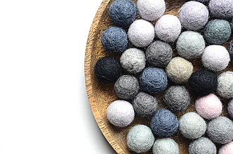 Materiál ručne robený - Vlnené guľôčky #sivo fialové - 2cm/10ks - 15370674_