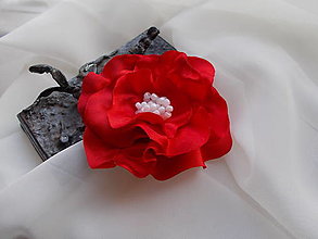Brošne - spona & brošňa (červená kvetinka) - 15374575_