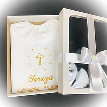 Detské oblečenie - Košieľka na krst  k01 biela zlatá v darčekovom balení so stuhou - 15385357_
