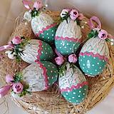 Dekorácie - Vajíčka s ružičkami a bodkami - 15387576_