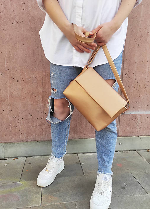 Kabelky - Anna crossbody bag meruňková s leskem - 15388154_