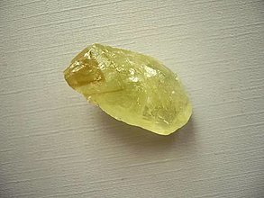 Minerály - Surový zelený kalcit 28 mm, č.4f - 15387522_