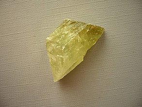 Minerály - Surový zelený kalcit 30 mm, č.6f - 15387538_