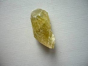 Minerály - Surový zelený kalcit 29 mm, č.48f - 15388070_
