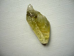 Minerály - Surový zelený kalcit 30 mm, č.78f - 15388388_
