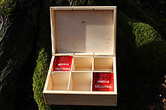 Úložné priestory & Organizácia - Krabička na čajové vrecúška, drevená gravírovaná krabička s čajovou tematikou lesná víla (Farba prírodného dreva) - 15388822_