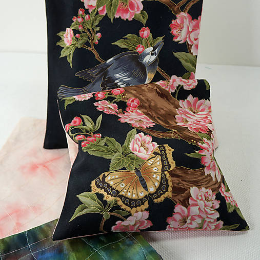 Úžitkový textil - Vrecko na darčeky-hodváb a sakura - 15398640_